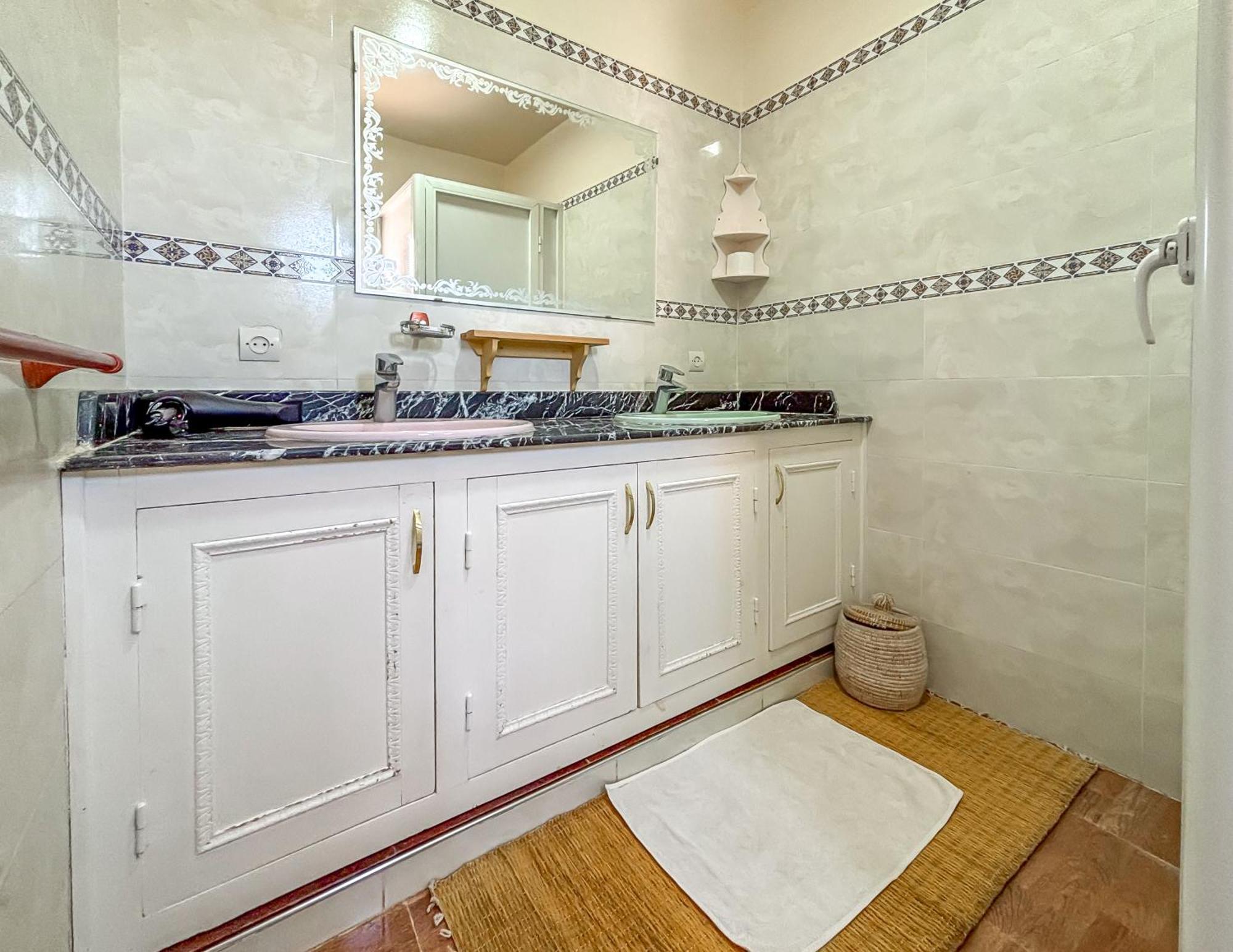 Le Bleu House Bed and Breakfast Sidi Abdallah Ghiat Eksteriør billede