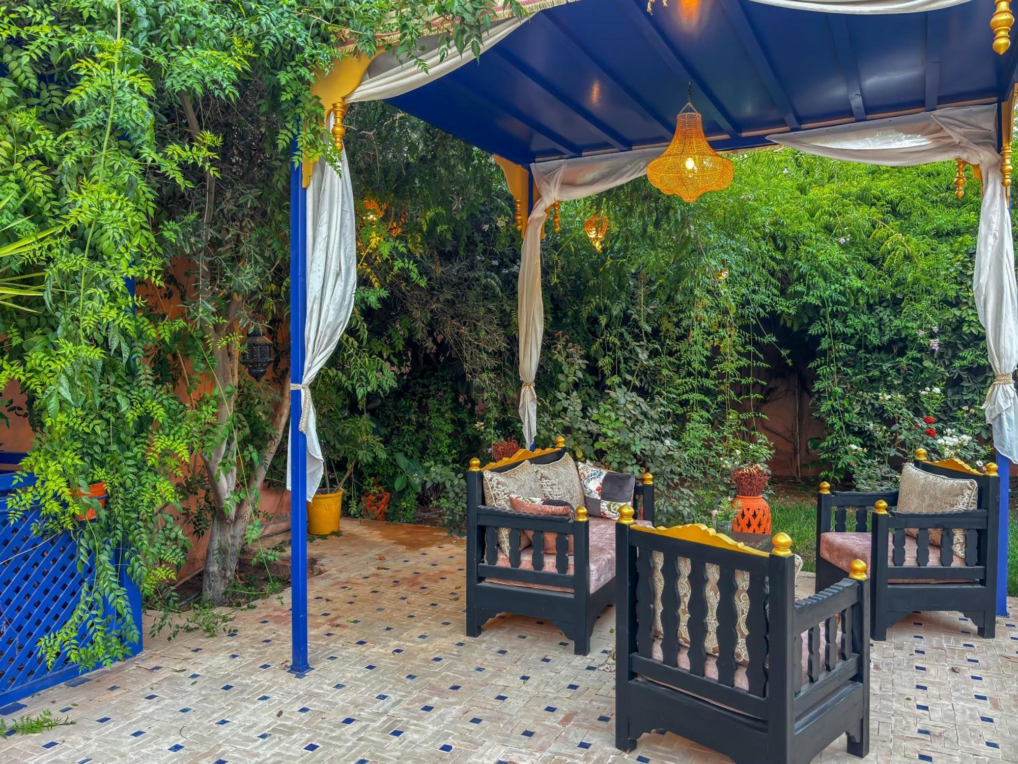 Le Bleu House Bed and Breakfast Sidi Abdallah Ghiat Eksteriør billede