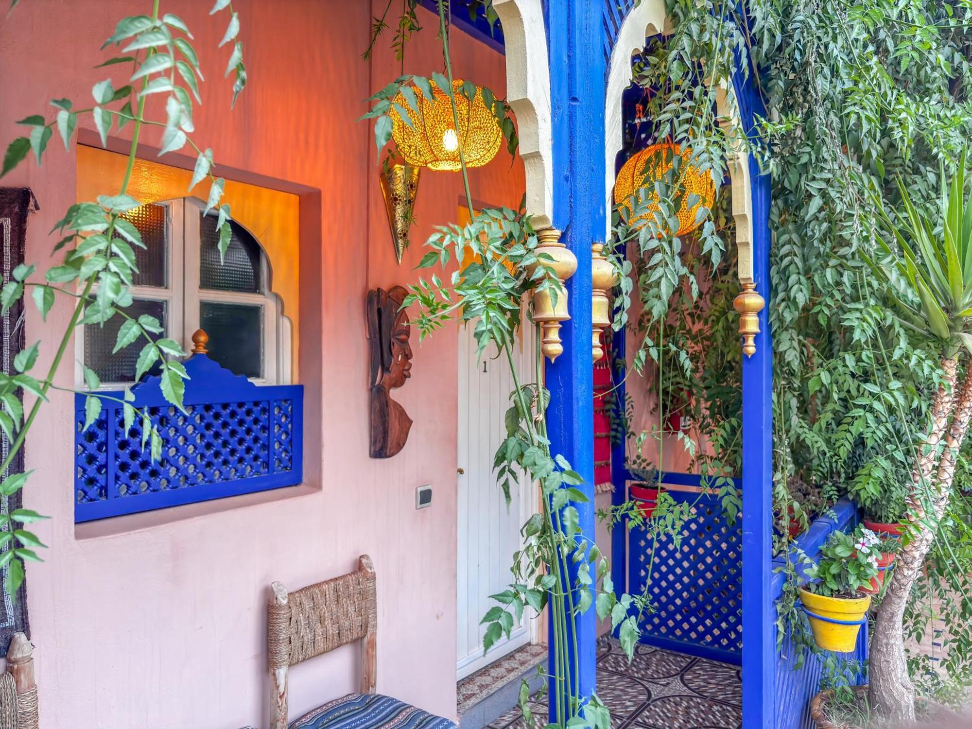 Le Bleu House Bed and Breakfast Sidi Abdallah Ghiat Eksteriør billede